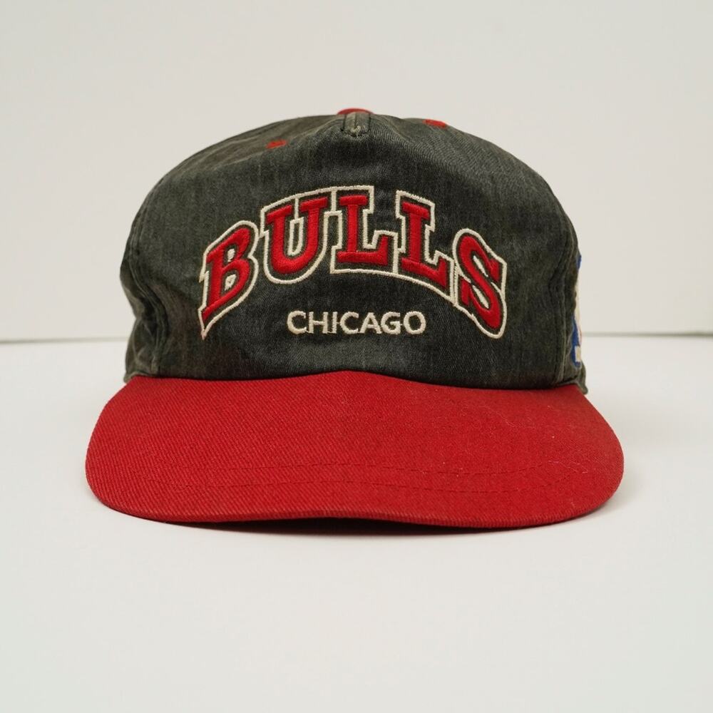 Vintage 90's NBA Chicago Bulls Snapback Hat Adjustable Black Red Made in Japan